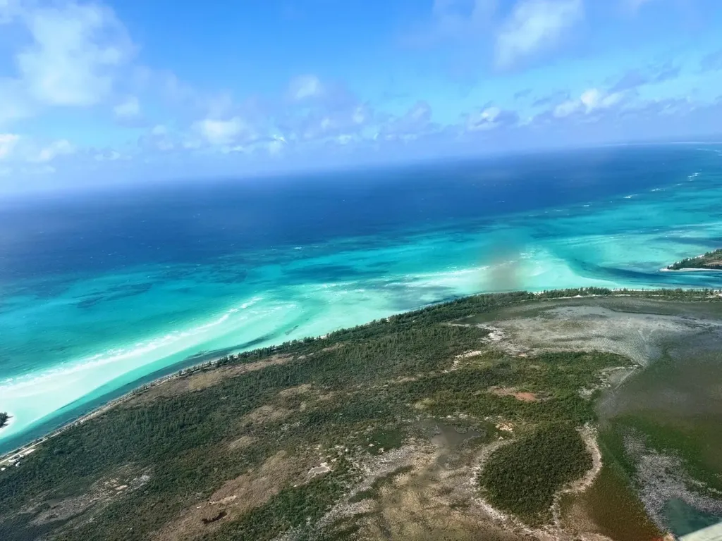 Sweeting's Cay Beach Fron Grand Bahama Freeport BS