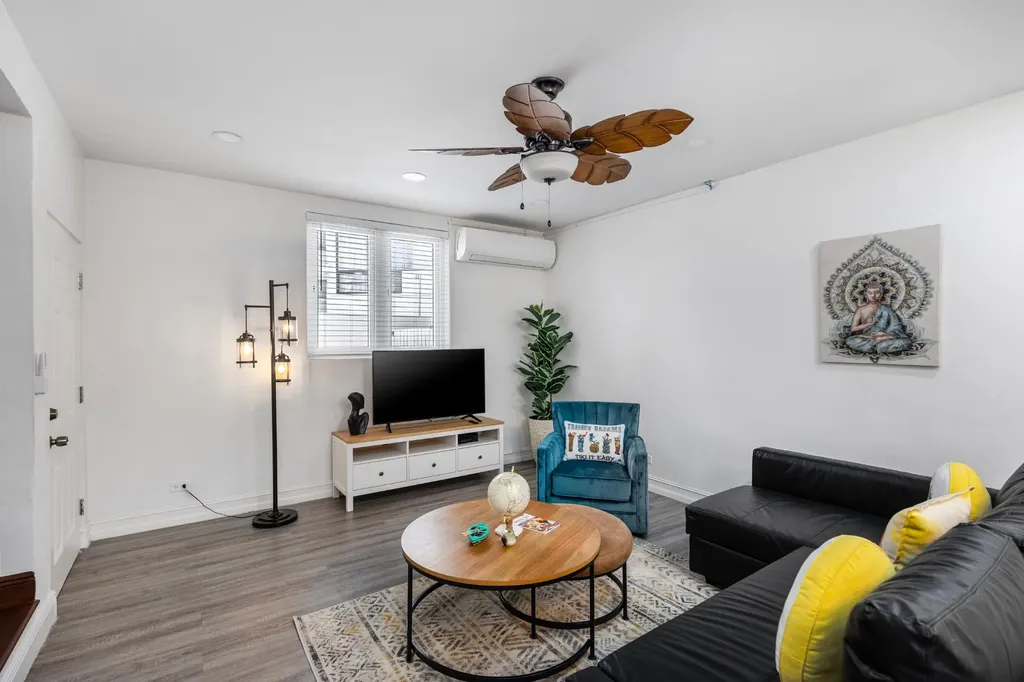 Cable Beach Fourplex New Providence Paradise Island BS