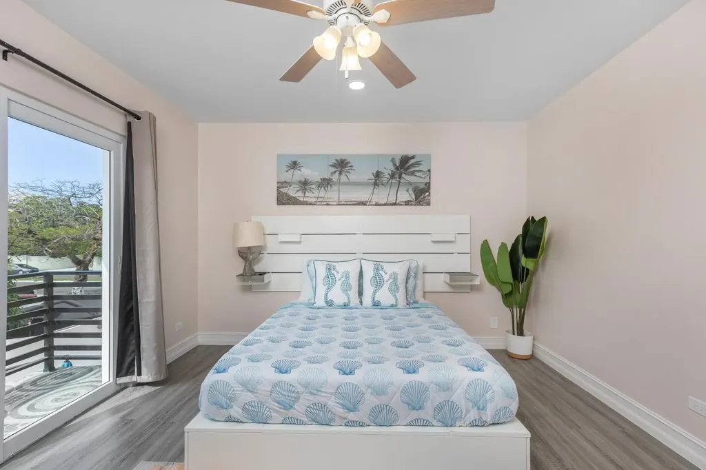 Cable Beach Fourplex New Providence Paradise Island BS