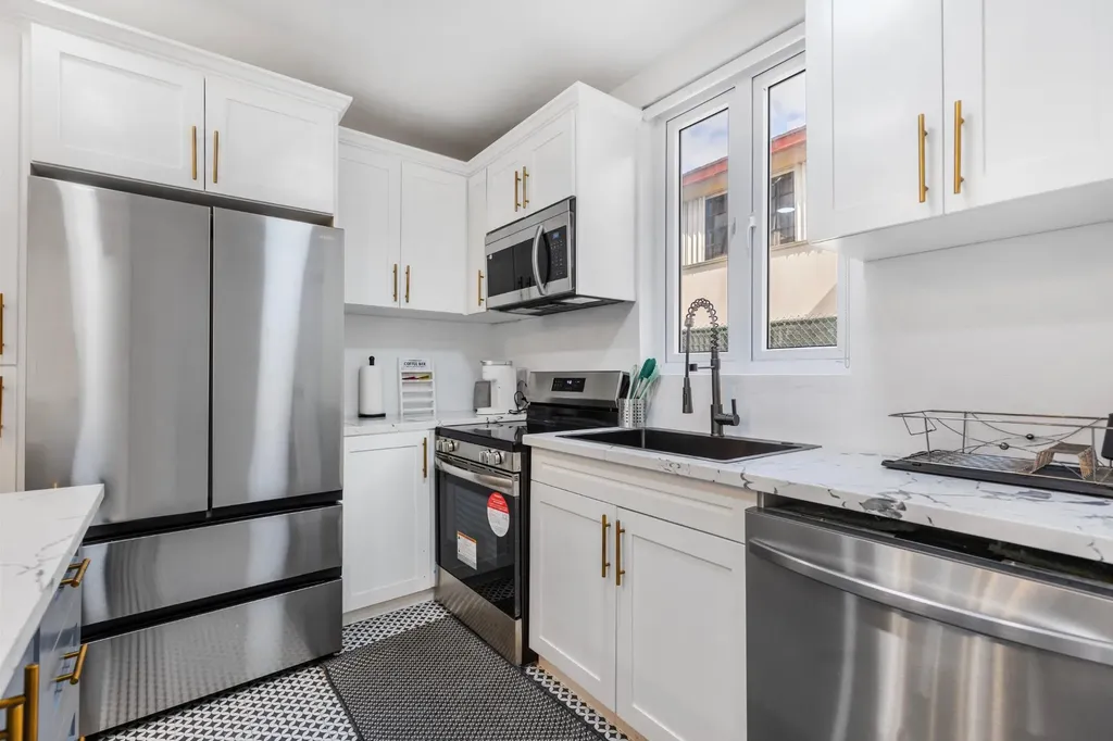 Cable Beach Fourplex New Providence Paradise Island BS