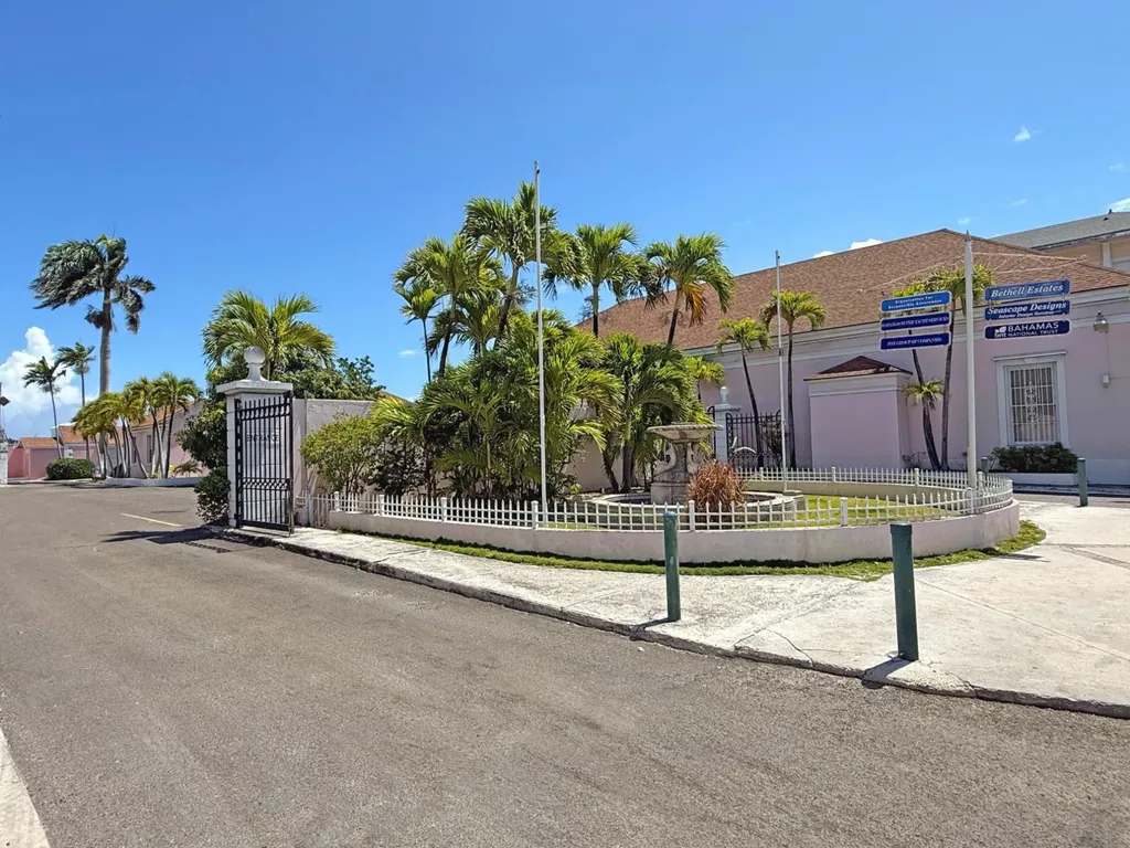 Office 2 Bay Street Business Cente New Providence Paradise Island BS