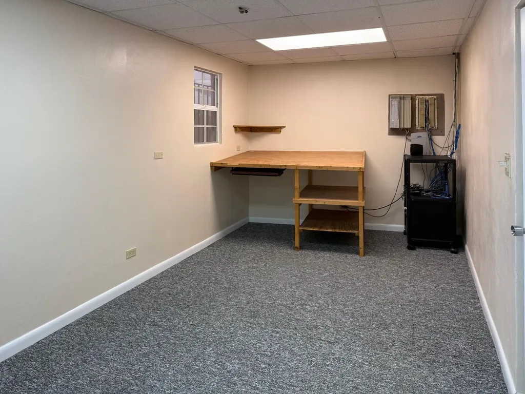 Office 2 Bay Street Business Cente New Providence Paradise Island BS
