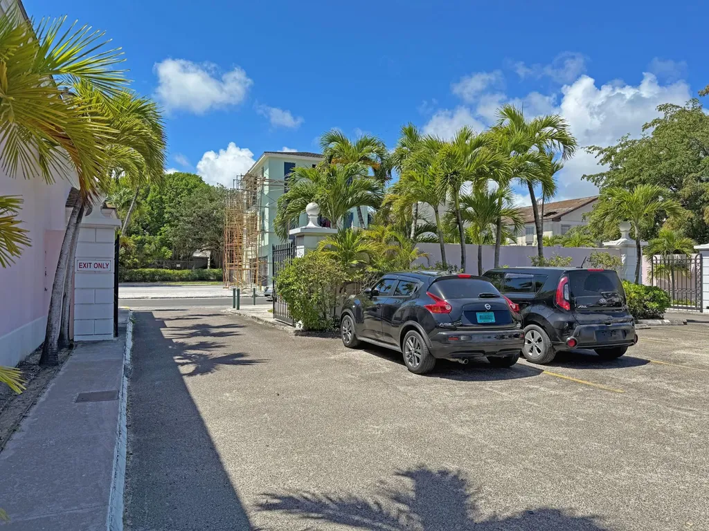 Office 2 Bay Street Business Cente New Providence Paradise Island BS