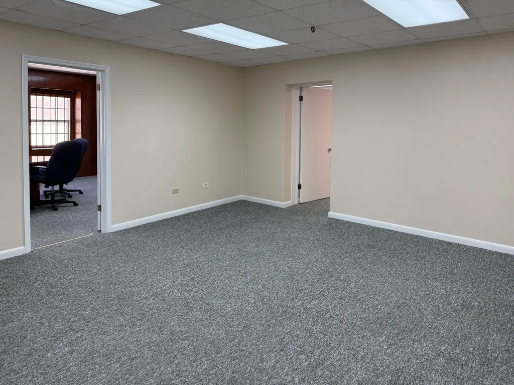 Office 2 Bay Street Business Cente New Providence Paradise Island BS