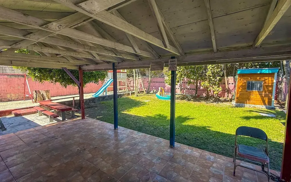 East Street & Palm Tree Avenue New Providence Paradise Island BS