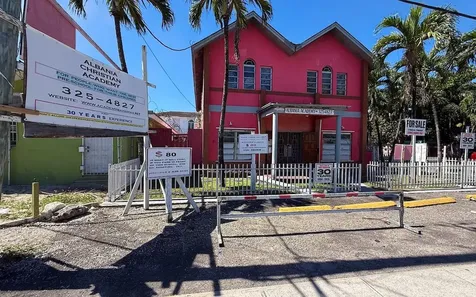 East Street & Palm Tree Avenue New Providence Paradise Island BS