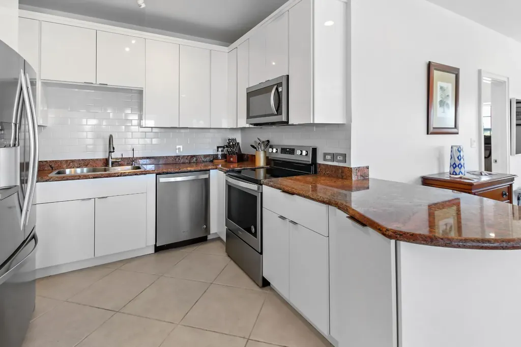 Island Lane New Providence Paradise Island BS