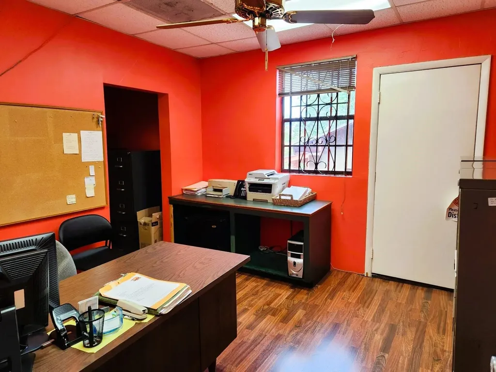 #76 Dowdeswell Street New Providence Paradise Island BS