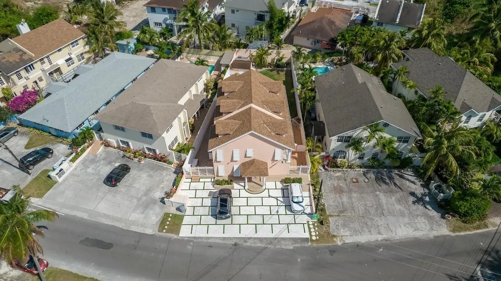 Sea Beach Estates Lot 77 New Providence Paradise Island BS