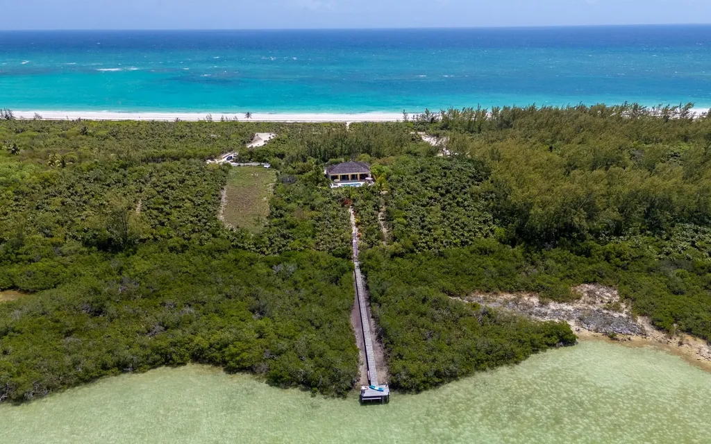 Whatavue Windermere Isl. Eleuthera BS