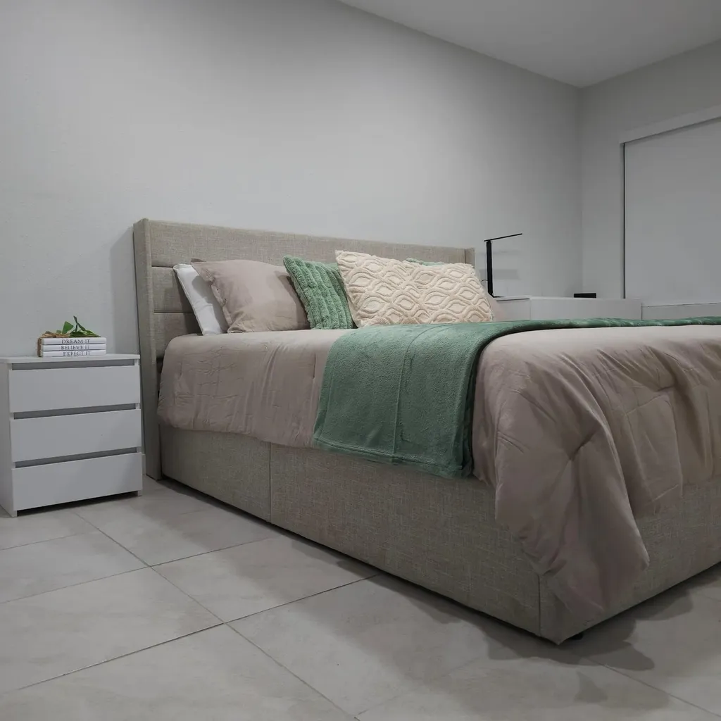 Rum Cay Drive Grand Bahama Freeport BS