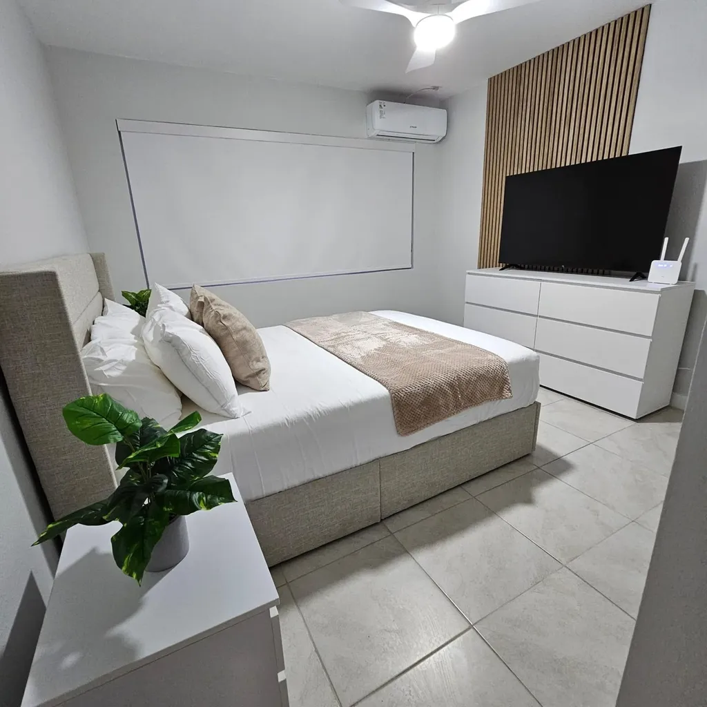 Rum Cay Drive Grand Bahama Freeport BS