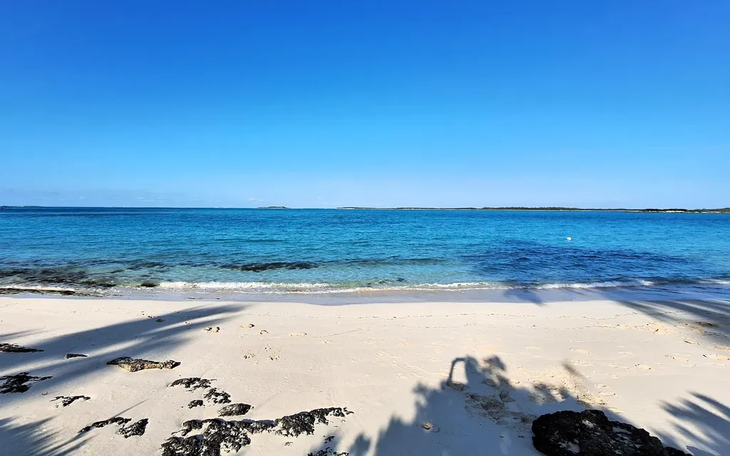 Auxillary Road Queens Hig 19502 Exuma BS