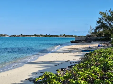 Auxillary Road Queens Hig 19502 Exuma BS