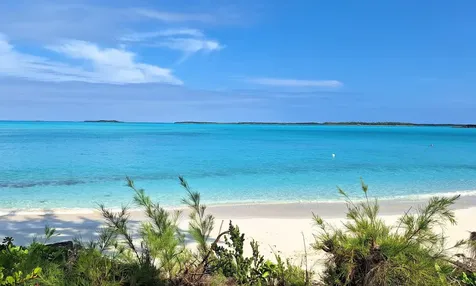 Auxillary Road Queens Hig 19502 Exuma BS