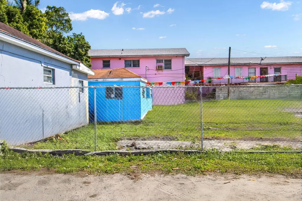 Wulff Road 23 New Providence Paradise Island BS