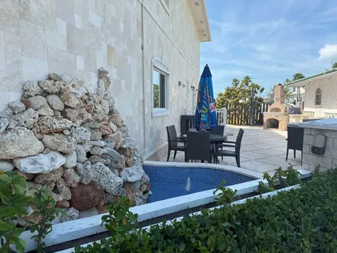 #2 & #3 Port Of Call Boutique Resort Grand Bahama Freeport BS