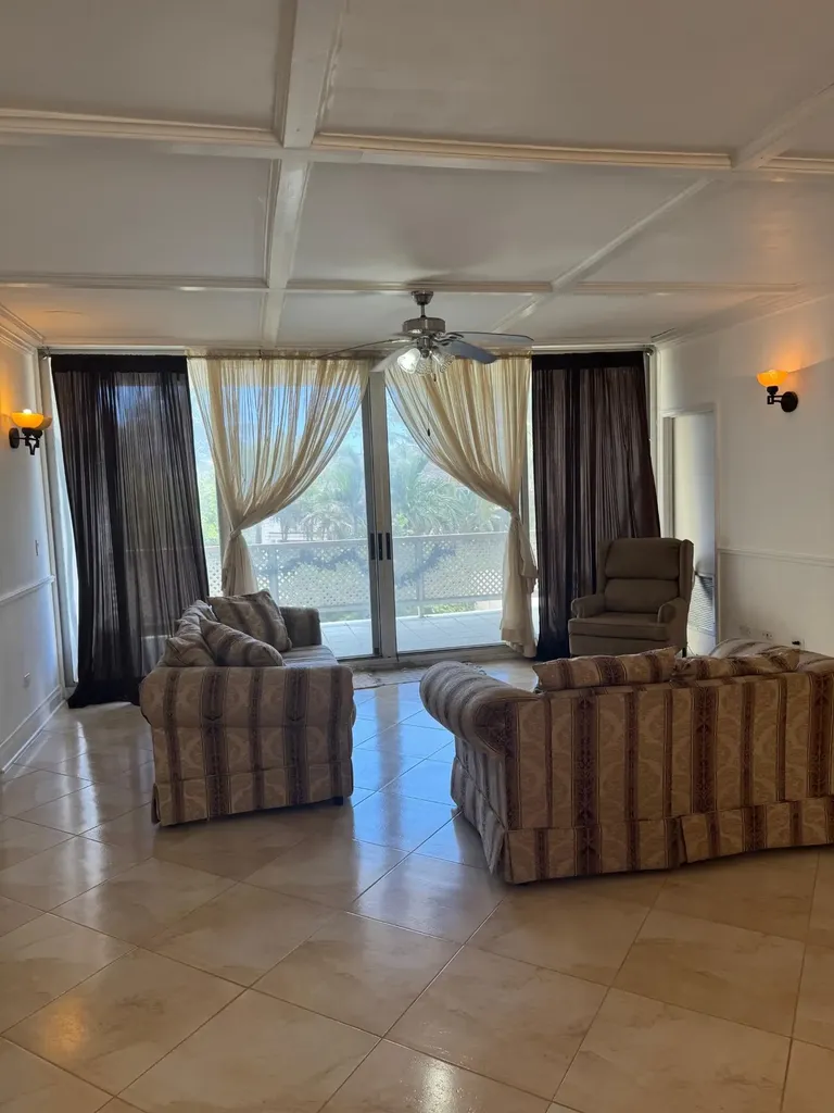 Rawson Court Cable Beach New Providence Paradise Island BS