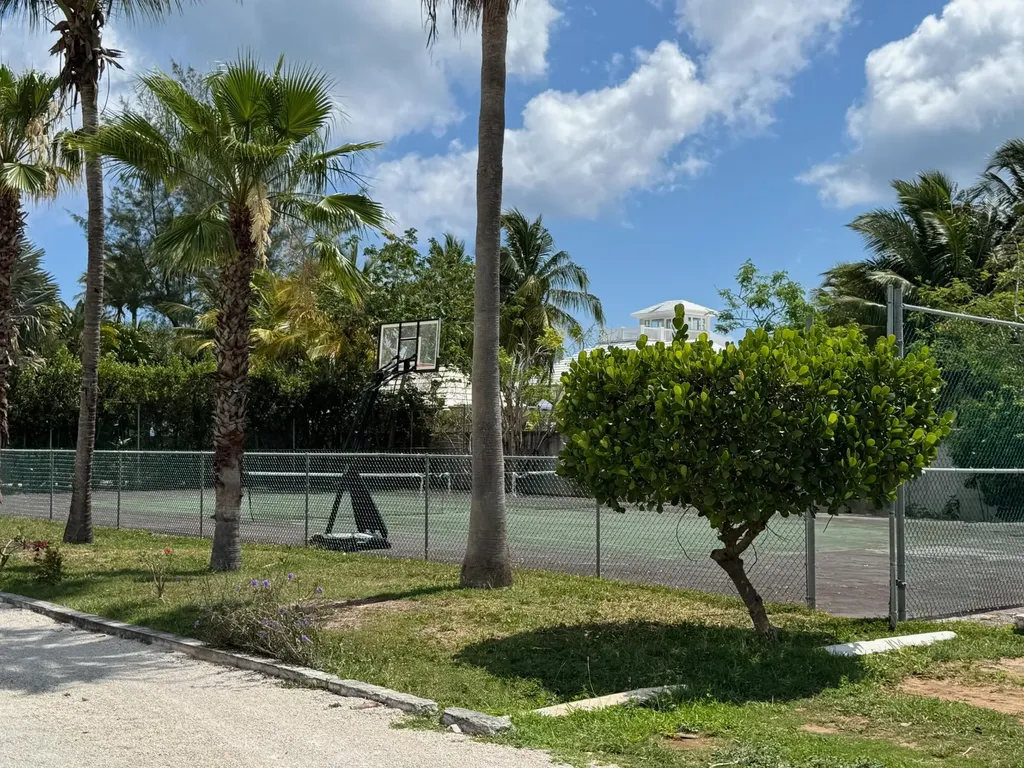 Rawson Court Cable Beach New Providence Paradise Island BS