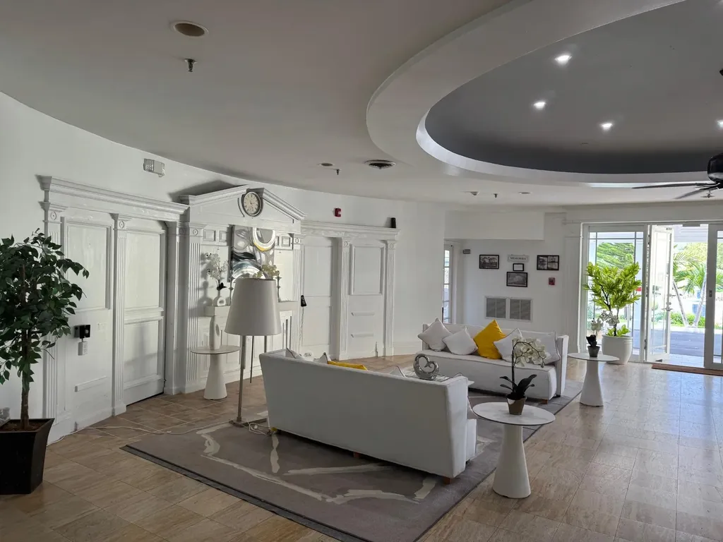 Rawson Court Cable Beach New Providence Paradise Island BS