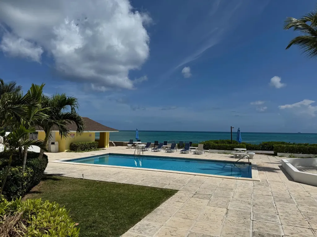 Rawson Court Cable Beach New Providence Paradise Island BS