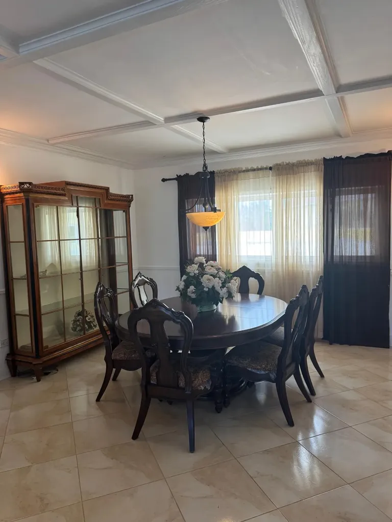 Rawson Court Cable Beach New Providence Paradise Island BS