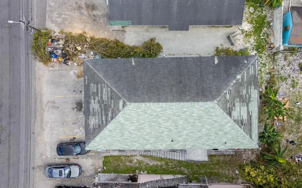 #77 Washington Street New Providence Paradise Island BS