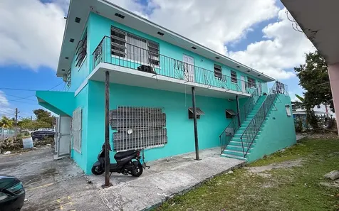 #77 Washington Street New Providence Paradise Island BS