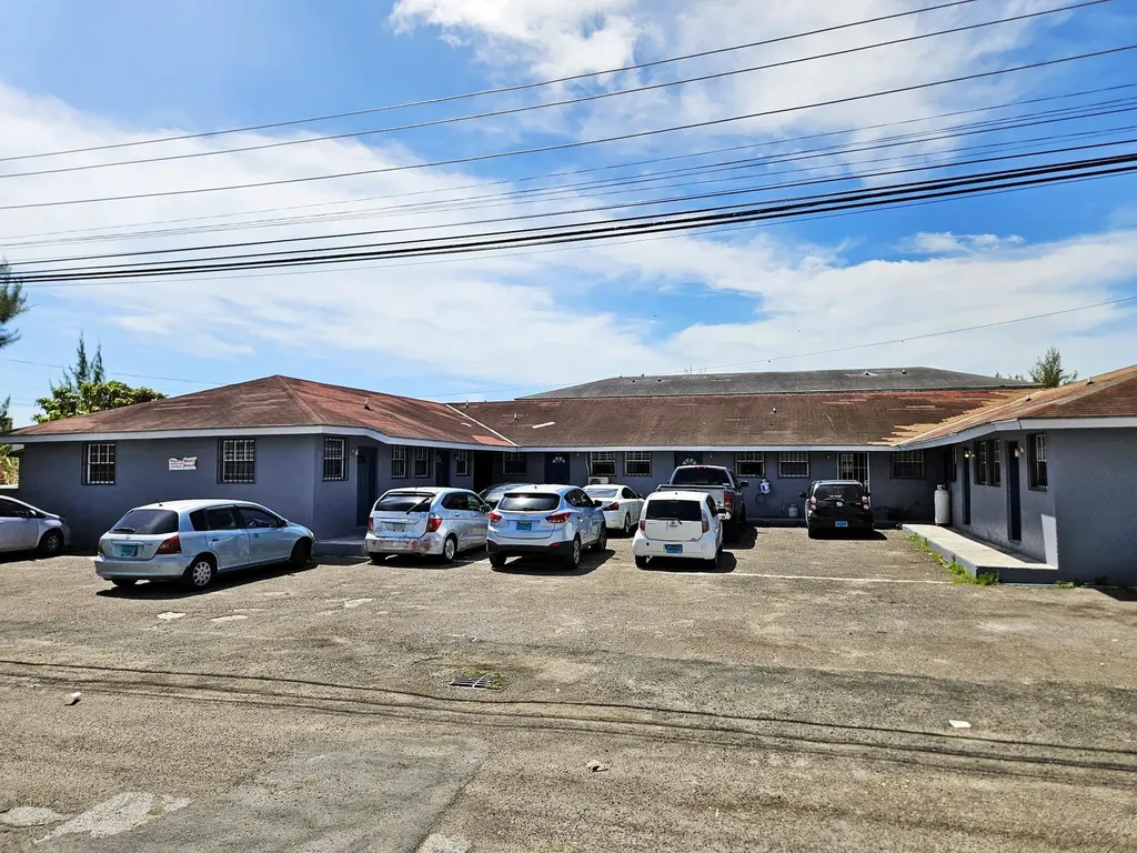 Carmen Close Sub. Road 4 & 5 New Providence Paradise Island BS