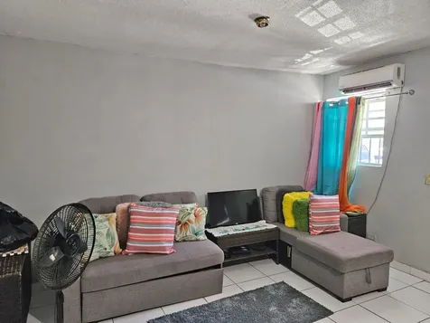 Carmen Close Sub. New Providence Paradise Island BS