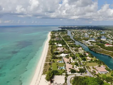 Ingot Drive 4 Grand Bahama Freeport BS