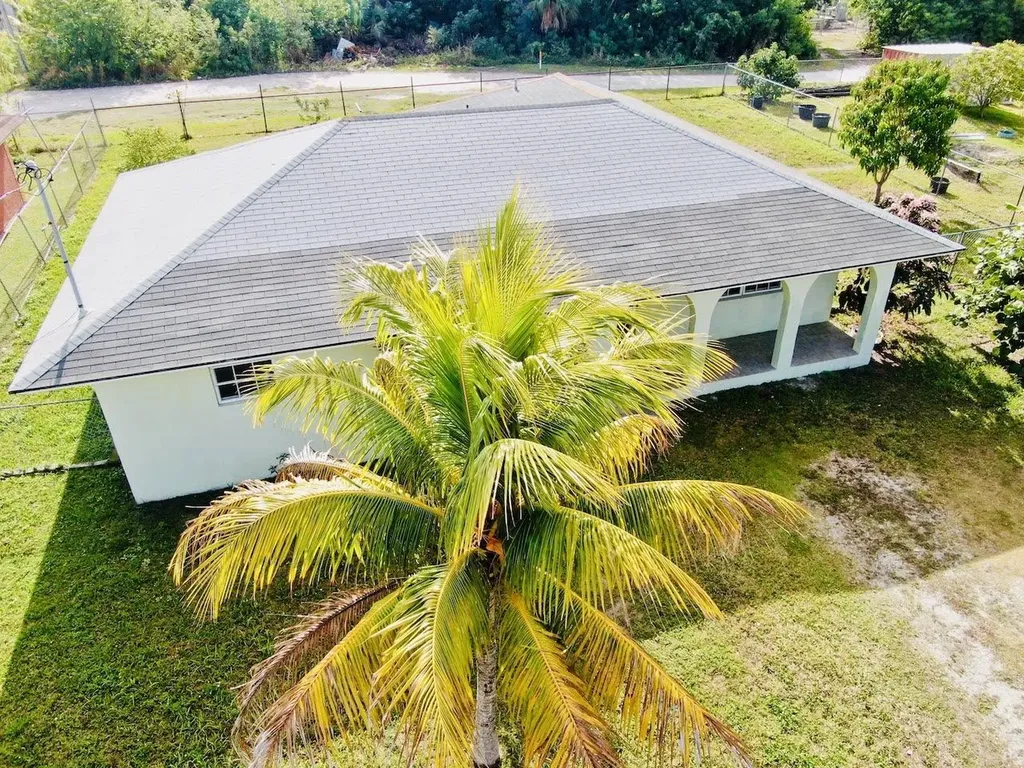 Wisteria Drive 5 Grand Bahama Freeport BS