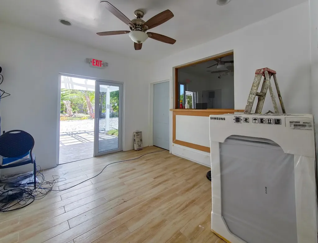 Statyra Vane- Deep Creek Andros BS