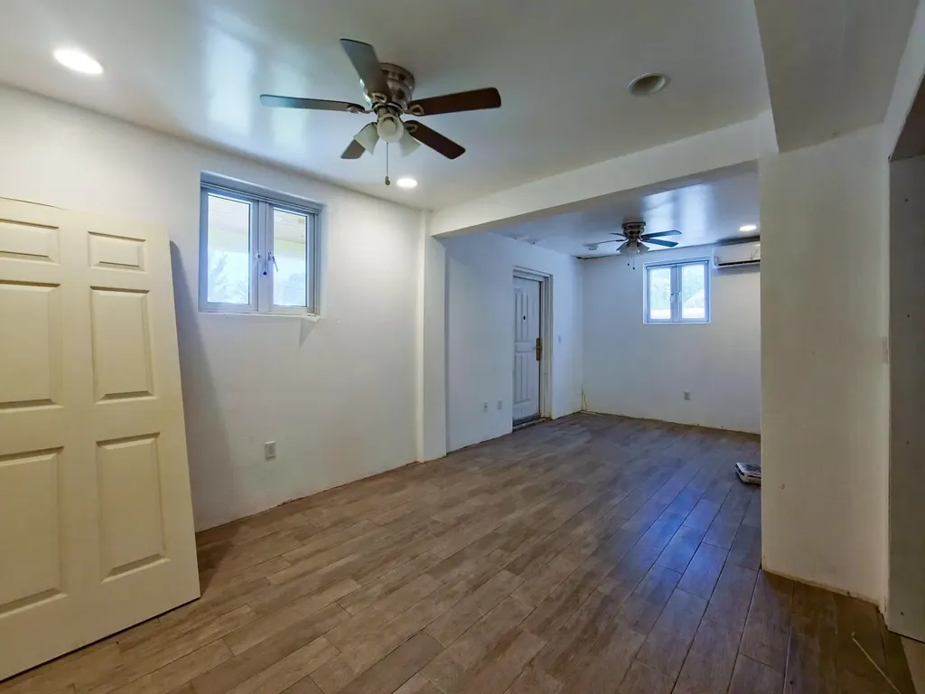 Statyra Vane- Deep Creek Andros BS