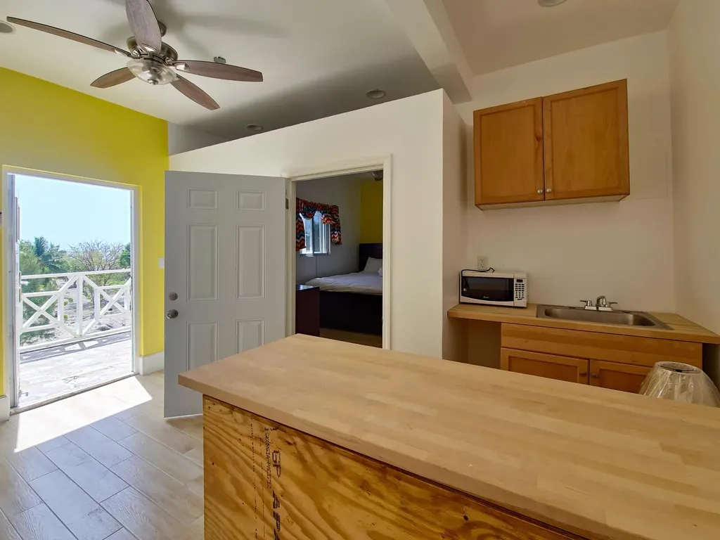 Statyra Vane- Deep Creek Andros BS