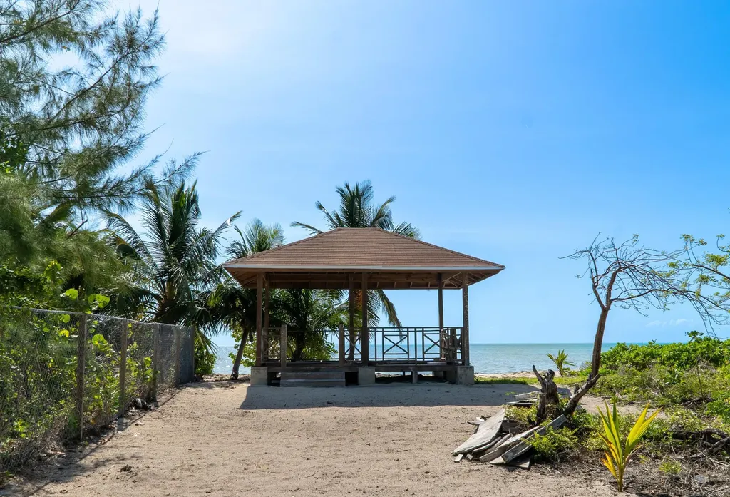 Statyra Vane- Deep Creek Andros BS