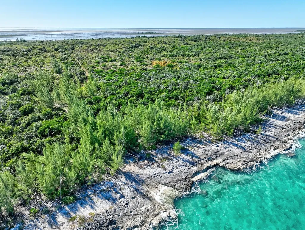 Lot #1 Treasure Cay Abaco BS