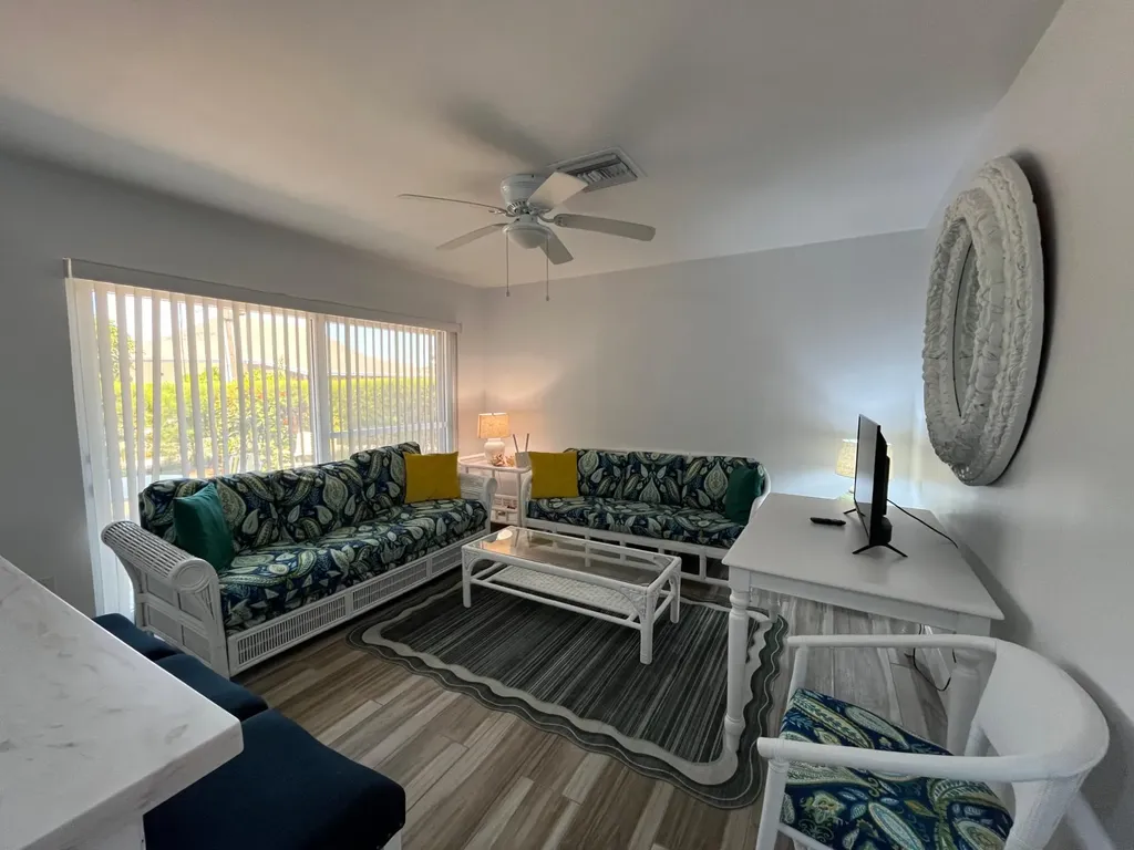 Beach Villas 615 Abaco BS