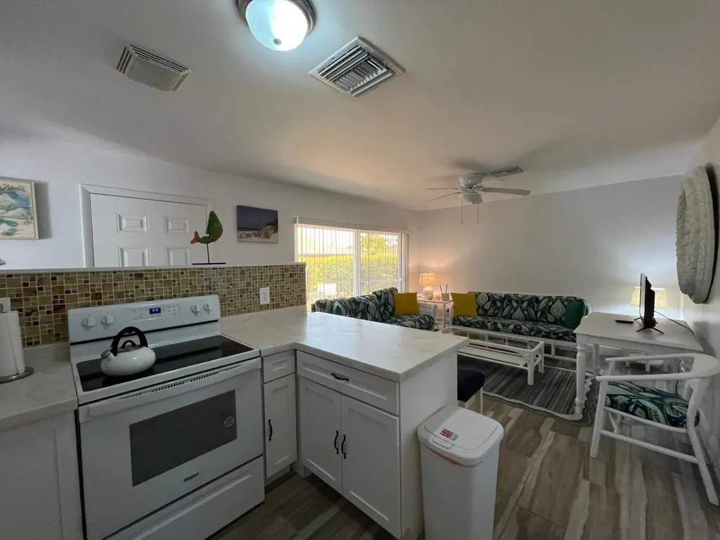 Beach Villas 615 Abaco BS