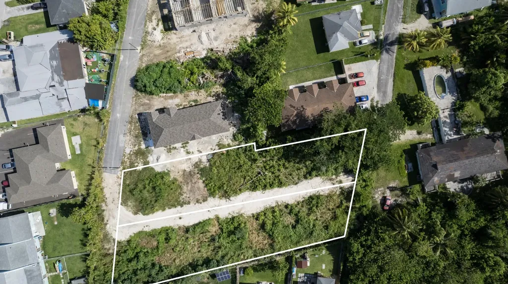 Bellot Road New Providence Paradise Island BS