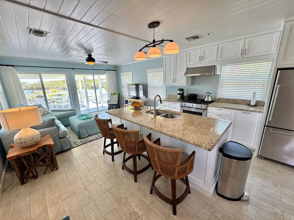 Harbour Vista, Hope Town Abaco BS