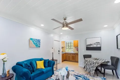 Unit 23a Towers Of Cable New Providence Paradise Island BS