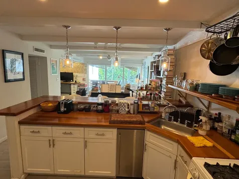 West Bay Stret New Providence Paradise Island BS