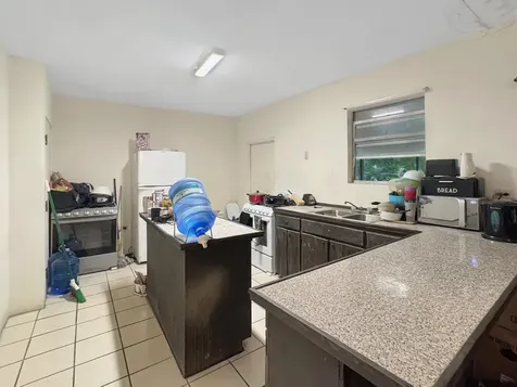 Golden Gates #2 446 New Providence Paradise Island BS