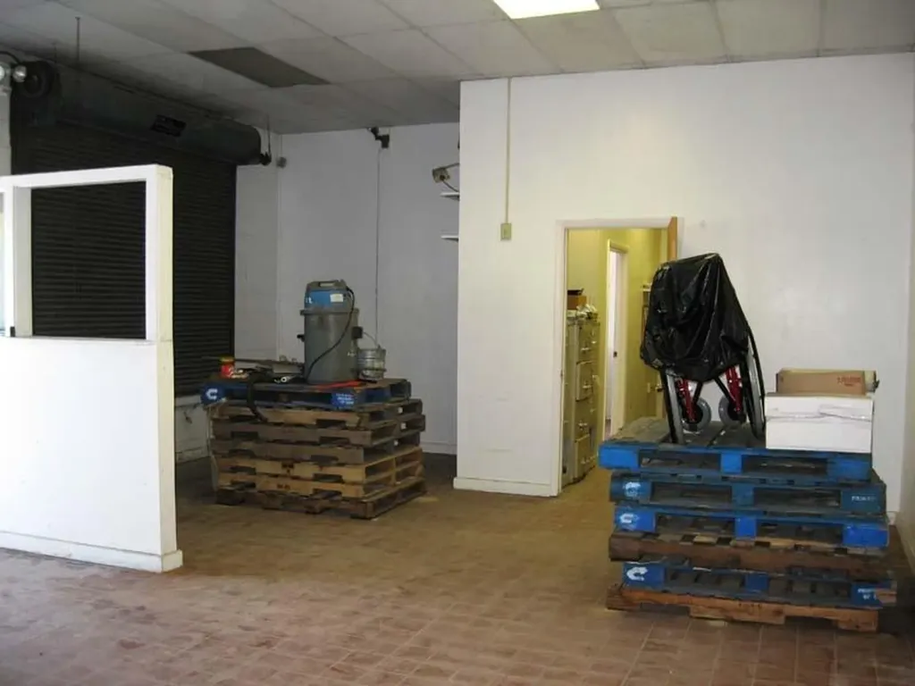 Queens Highway Grand Bahama Freeport BS