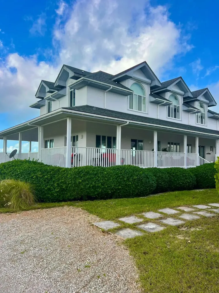 119 Stella Maris House Long Island BS