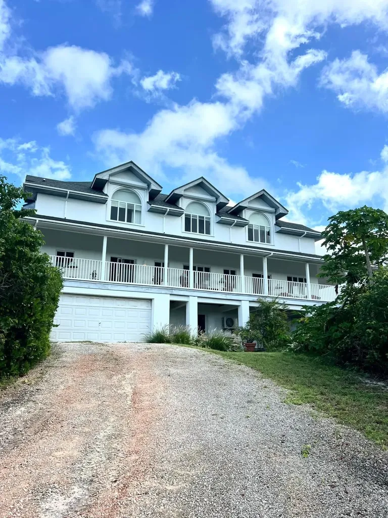 119 Stella Maris House Long Island BS