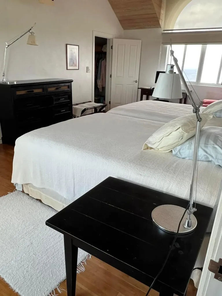 119 Stella Maris House Long Island BS