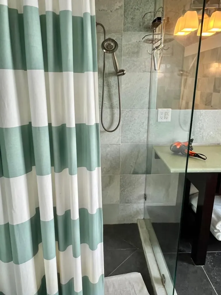 119 Stella Maris House Long Island BS