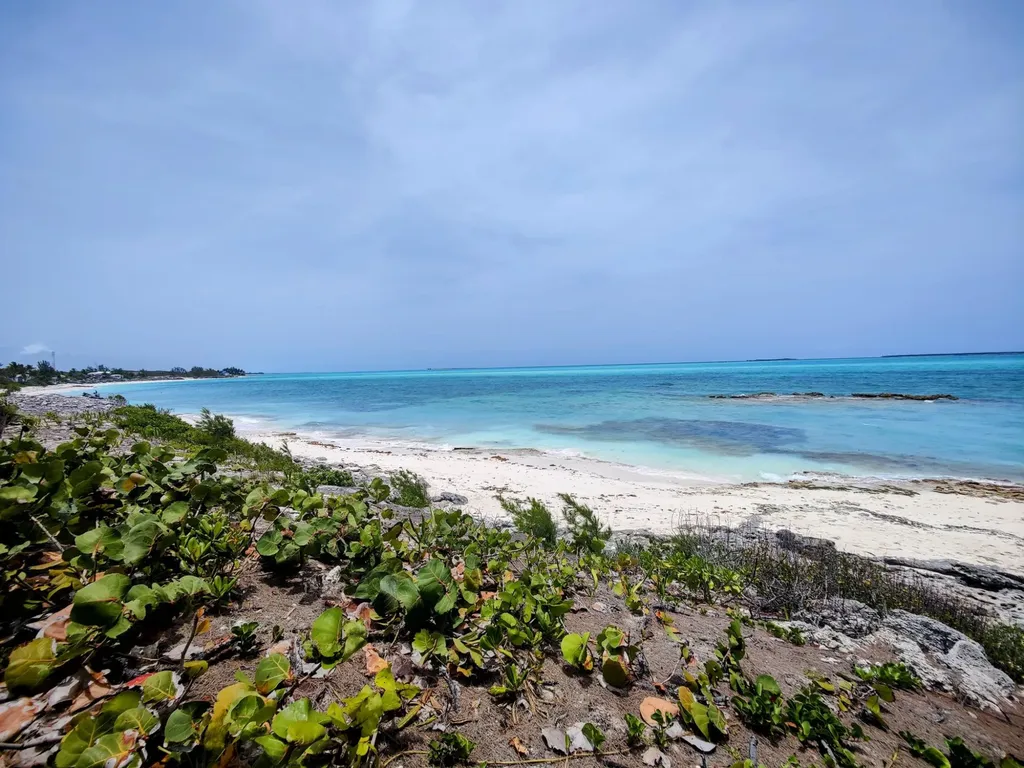 Queen's Highway Lot 3 Exuma BS